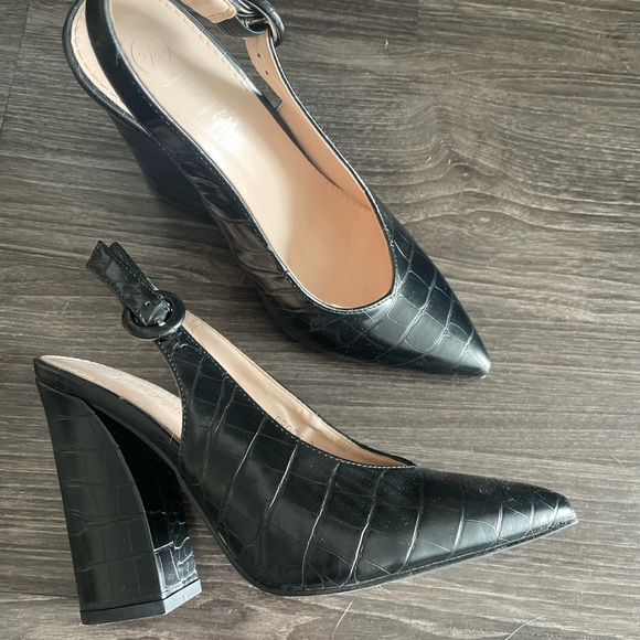 Nasty Gal pointed toe heels - Picture 3 of 6